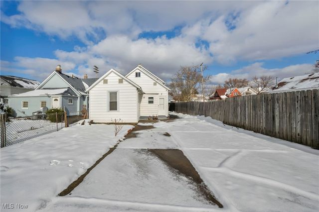 3107 Trowbridge Avenue, Cleveland, OH 44109