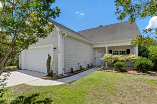 126 Leeward Lane, Hampstead, NC 28443