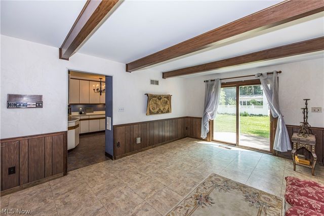 2070 White Pond Drive, Akron, OH 44313
