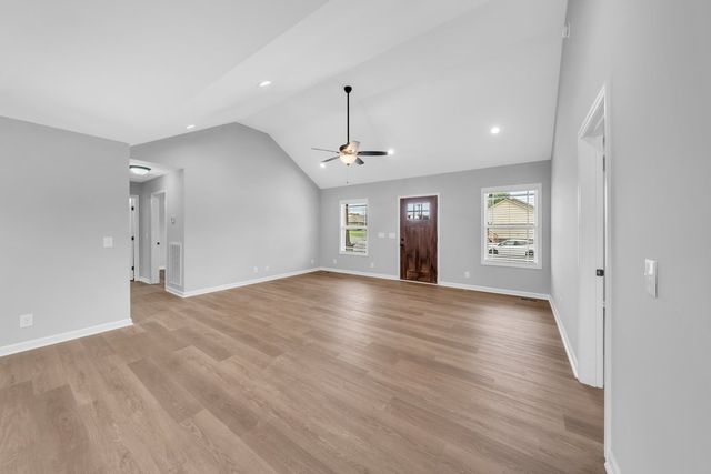 107 Demonbreum Cir, Shelbyville, TN 37160