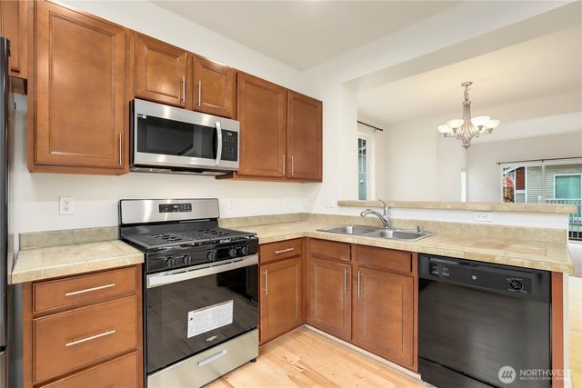 212 126th Street SE #A, Everett, WA 98208