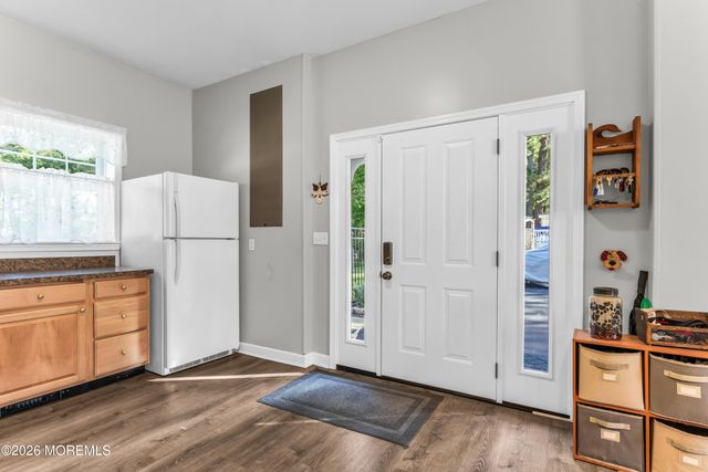 17 Cooper Drive, Howell, NJ 07731