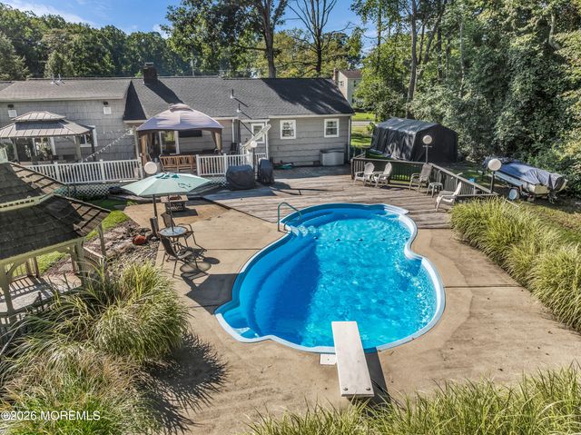 17 Cooper Drive, Howell, NJ 07731