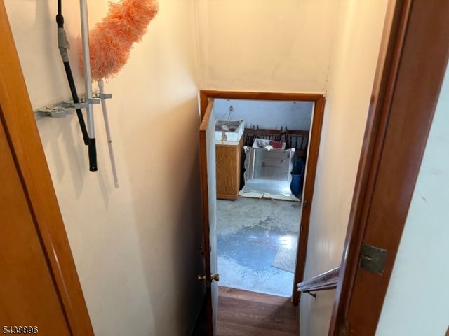 301 Valley Rd, Clifton City, NJ 07013
