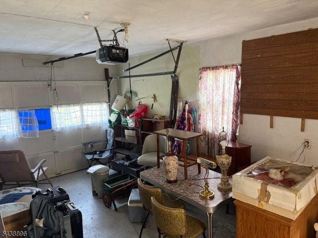 301 Valley Rd, Clifton City, NJ 07013