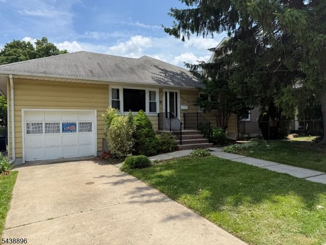 301 Valley Rd, Clifton City, NJ 07013