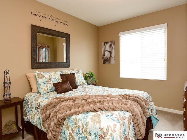 16364 Butler Avenue, Omaha, NE 68116