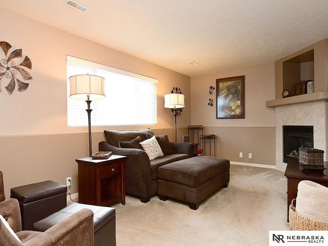 16364 Butler Avenue, Omaha, NE 68116