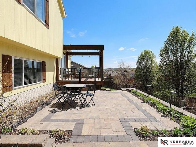 16364 Butler Avenue, Omaha, NE 68116