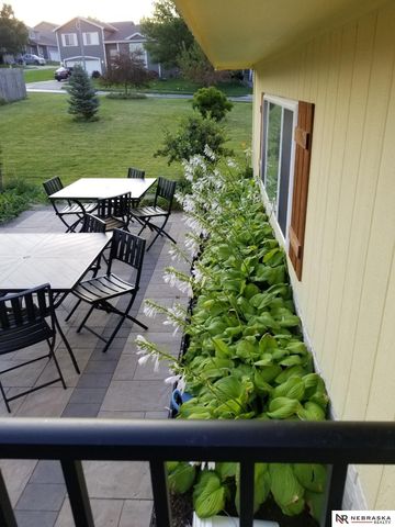 16364 Butler Avenue, Omaha, NE 68116