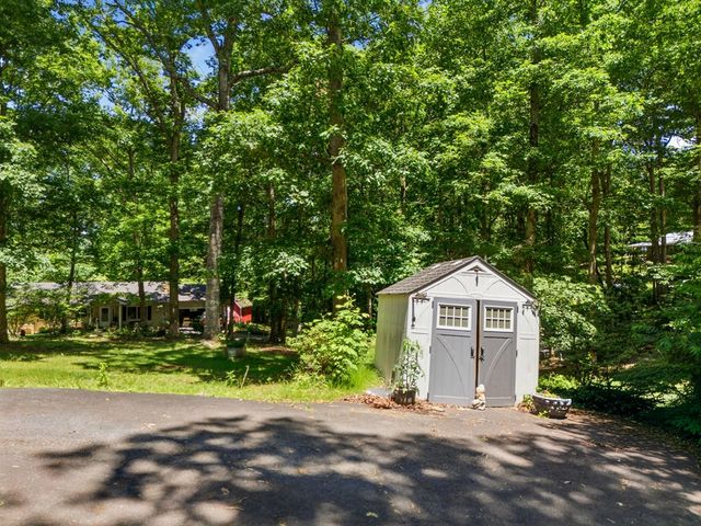 2455 Oak Knoll Drive, Hiawassee, GA 30546