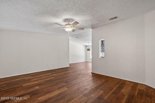 11520 OLD KINGS Road, Jacksonville, FL 32219