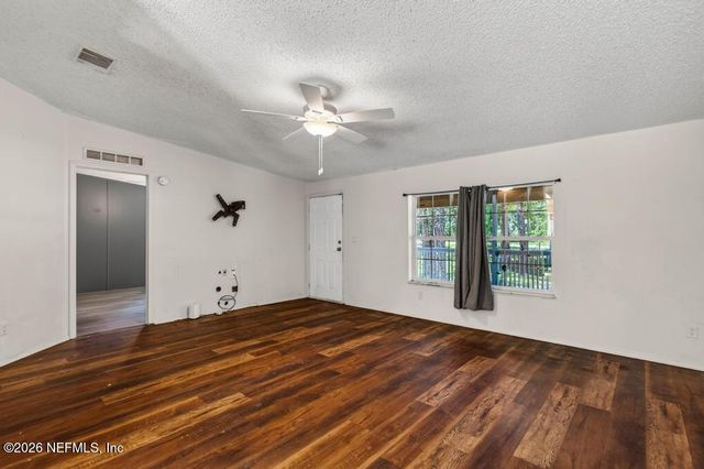 11520 OLD KINGS Road, Jacksonville, FL 32219