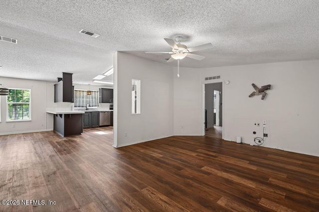 11520 OLD KINGS Road, Jacksonville, FL 32219