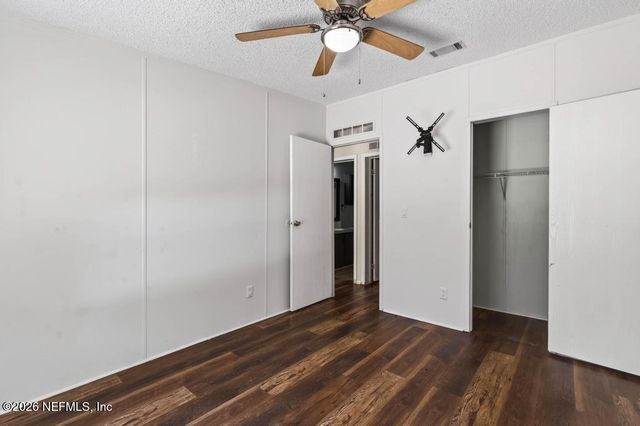 11520 OLD KINGS Road, Jacksonville, FL 32219