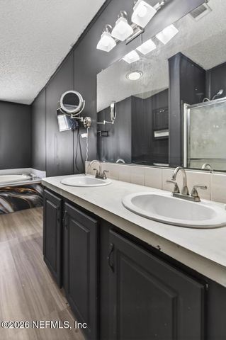 11520 OLD KINGS Road, Jacksonville, FL 32219