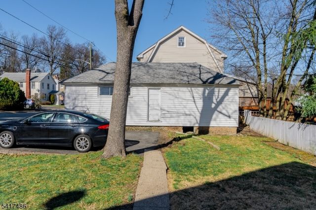 100 Claremont Ave, Verona Twp., NJ 07044