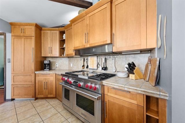 E655 Woodridge Drive, Eau Claire, WI 54701