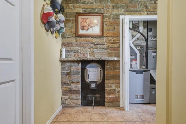 E655 Woodridge Drive, Eau Claire, WI 54701