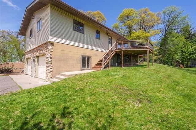 E655 Woodridge Drive, Eau Claire, WI 54701
