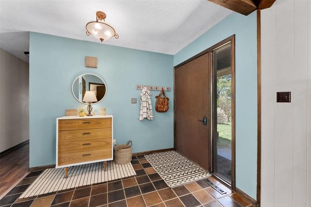 E655 Woodridge Drive, Eau Claire, WI 54701