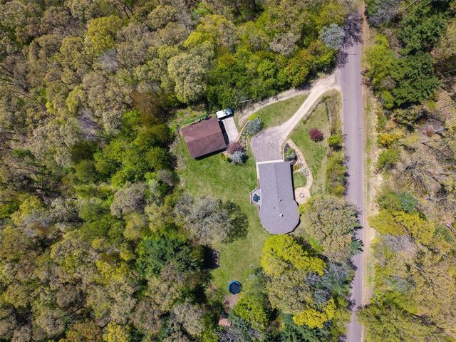 E655 Woodridge Drive, Eau Claire, WI 54701