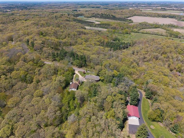 E655 Woodridge Drive, Eau Claire, WI 54701