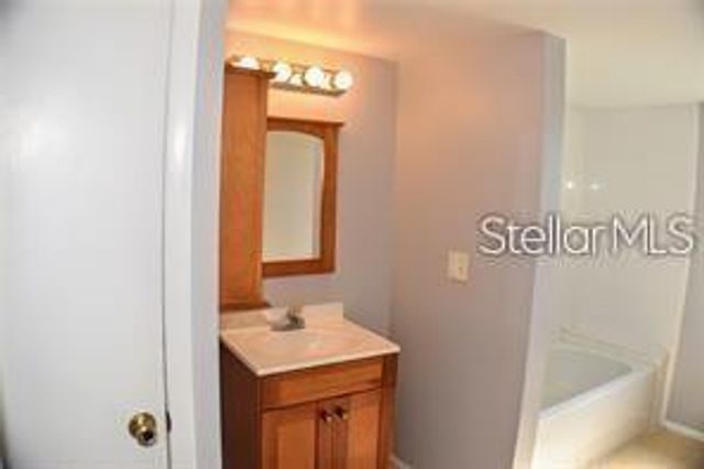 1000 S SEMORAN BOULEVARD 408, Winter Park, FL 32792