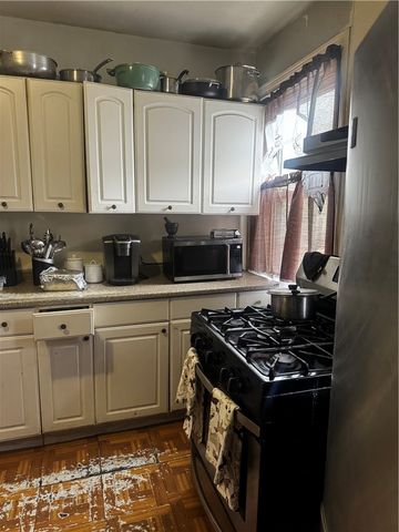 30 Bridgham Street, Providence, RI 02907