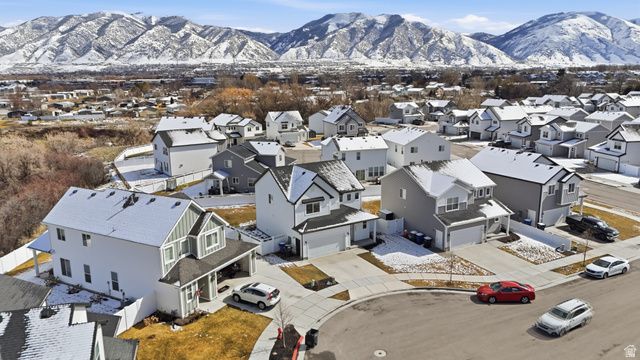 2002 WREN CIR, Logan, UT 84339