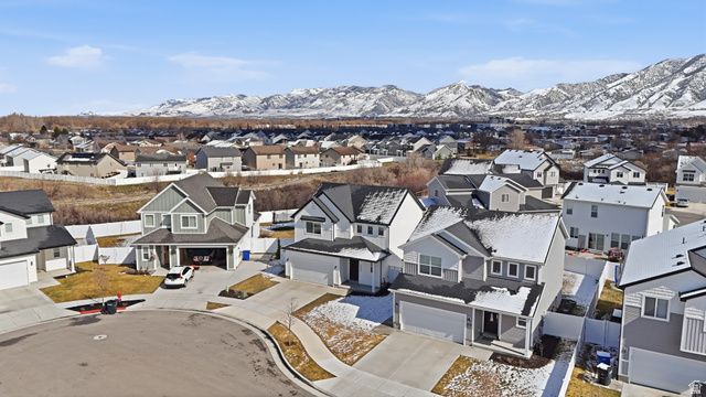 2002 WREN CIR, Logan, UT 84339