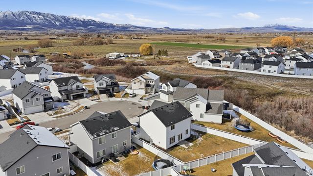 2002 WREN CIR, Logan, UT 84339