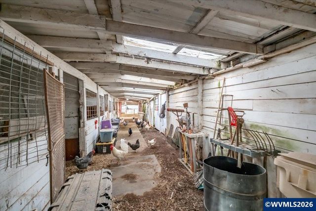 38742 Scravel Hill Rd NE, Albany, OR 97322