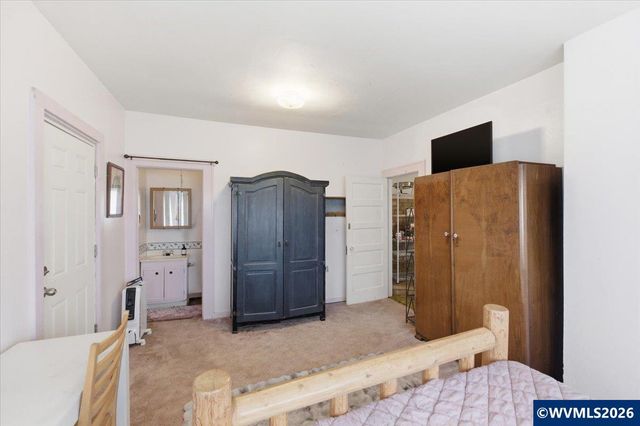 38742 Scravel Hill Rd NE, Albany, OR 97322