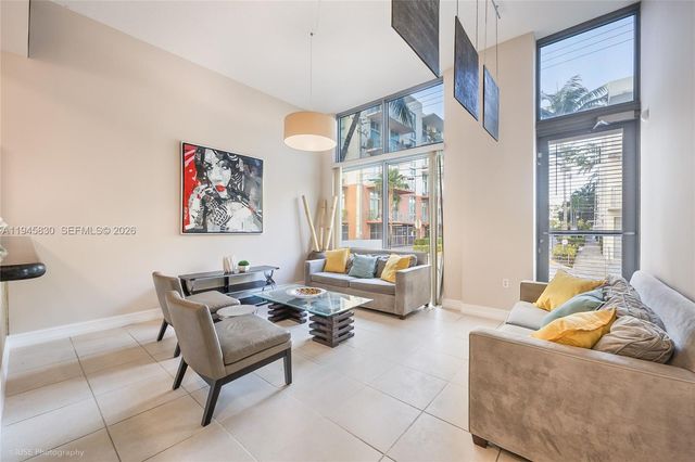 140 S Dixie Hwy TH101, Hollywood, FL 33020