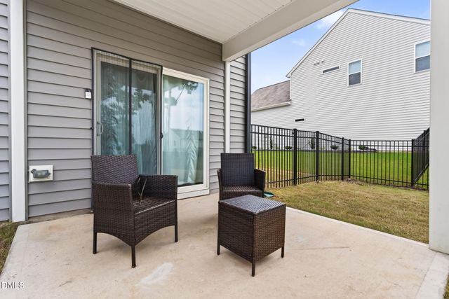 72 W Ravano Drive, Clayton, NC 27527