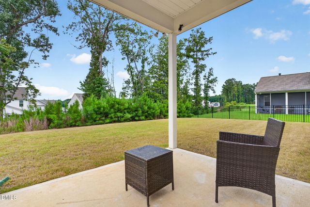 72 W Ravano Drive, Clayton, NC 27527