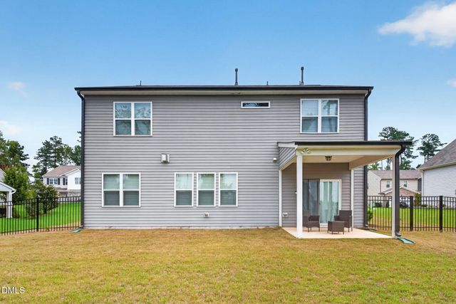 72 W Ravano Drive, Clayton, NC 27527