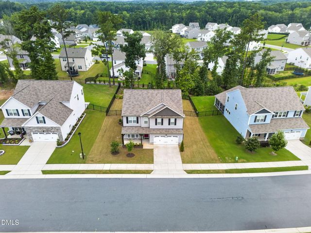 72 W Ravano Drive, Clayton, NC 27527