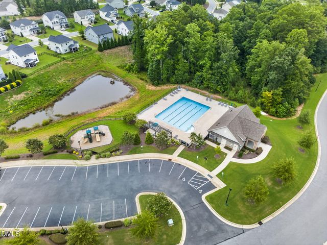 72 W Ravano Drive, Clayton, NC 27527