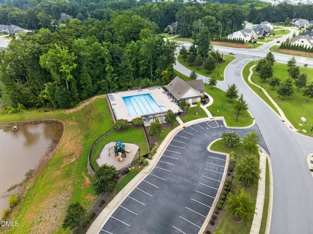 72 W Ravano Drive, Clayton, NC 27527