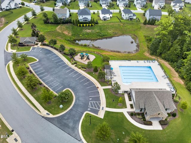 72 W Ravano Drive, Clayton, NC 27527