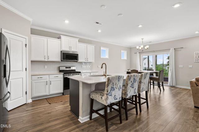 72 W Ravano Drive, Clayton, NC 27527