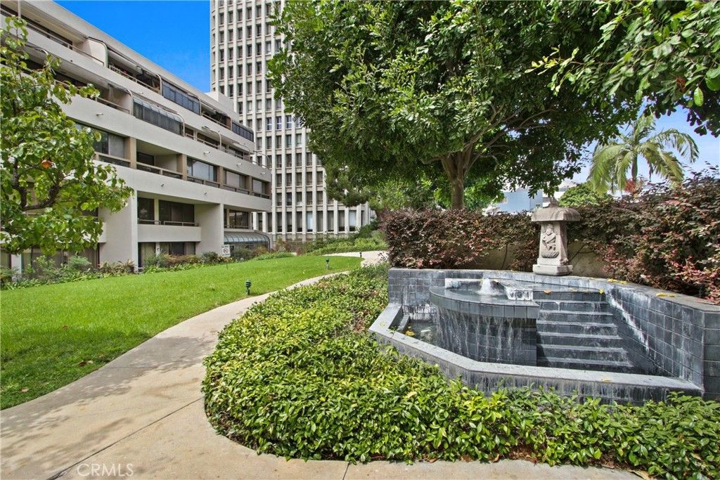 Image 13 of property listing at 121 S Hope Street 318, Los Angeles, CA 90012