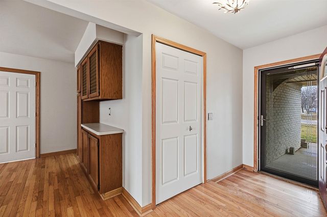 4789 Heidi Drive, Sterling Heights, MI 48310