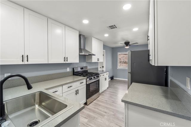 937 E Elizabeth Street, Barstow, CA 92311