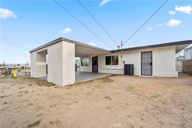 937 E Elizabeth Street, Barstow, CA 92311
