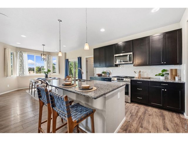 4097 Mandall Lakes Dr, Loveland, CO 80538