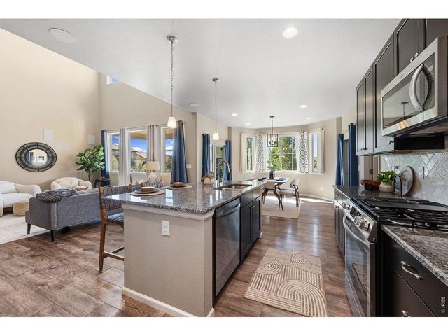 4097 Mandall Lakes Dr, Loveland, CO 80538