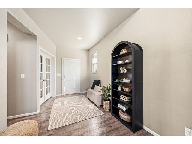 4097 Mandall Lakes Dr, Loveland, CO 80538